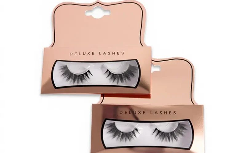 custom-eyelash-cases